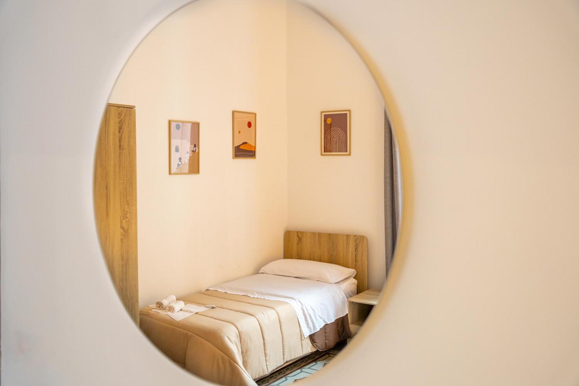 Centro Stazione Aeroporto Wi-Fi&Self Check-In Apartman Palermo Kültér fotó