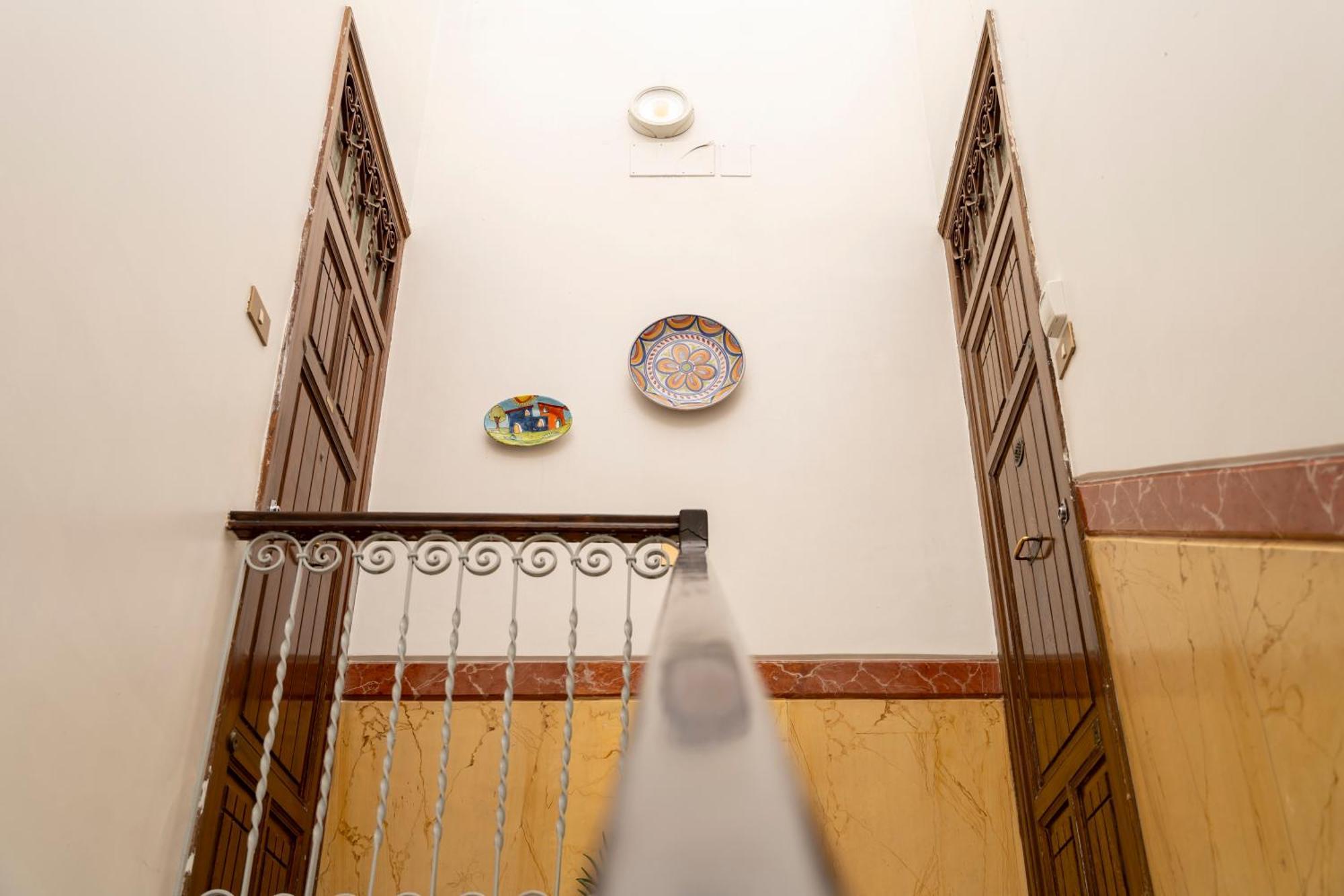 Centro Stazione Aeroporto Wi-Fi&Self Check-In Apartman Palermo Kültér fotó